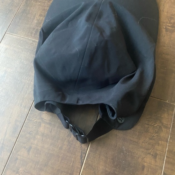 Lululemon Fast and Free Black Running hat - Picture 7 of 11